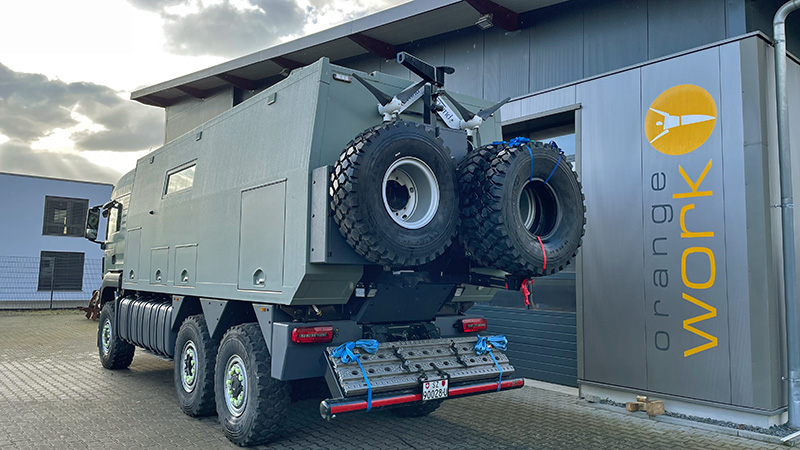 Orangework Expeditionsfahrzeug